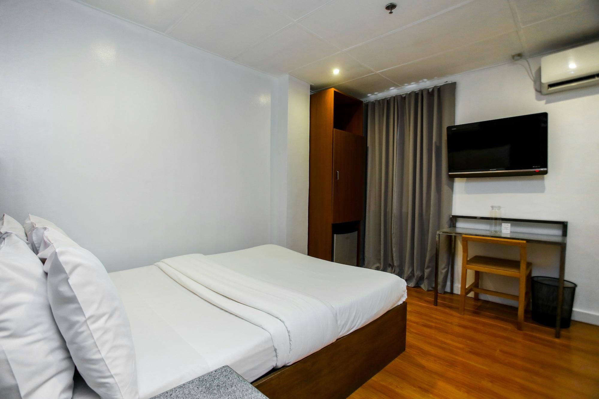 Hotel Durban Makati City Екстер'єр фото