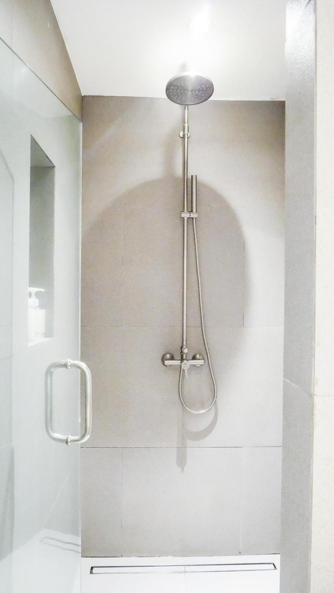 Hotel Durban Makati City Екстер'єр фото